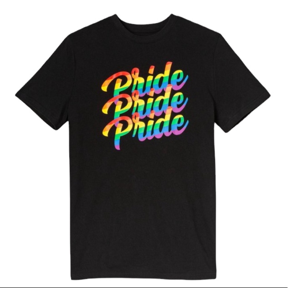 Pride rainbow short sleeve T-shirt size Medium